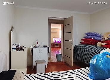 kamera güneş paneli: Ev Satılır Yevlax Şəhəri Məhkəməylə Üz-Üzə 5 Mərtəbəli Binanın 3-cü — 10