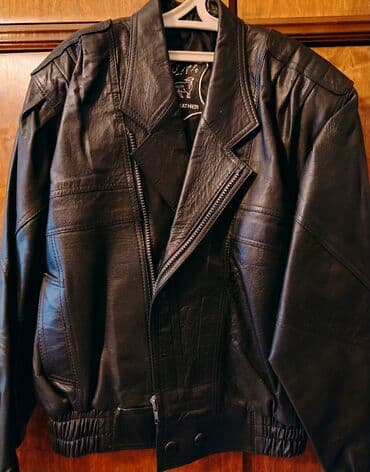 2107 qara: Qara tebii dəridən klassik motosiklet üslublu gödəkçə .Tebii deriden — 1