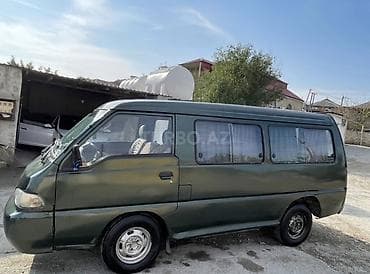 nomrə yeri: Hyundai H-100: 2.5 l | 1997 il Mikroavtobus — 3