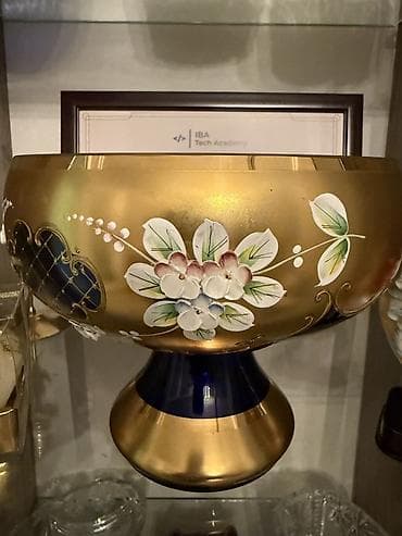 k meyve: Bir vaza, Bogem şüşəsi — 2