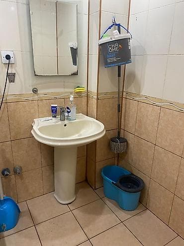 sheki kiraye evler: 1 otaga Bey veya beylə qalmaq istəyən xanım teleb olunur mənzil — 6