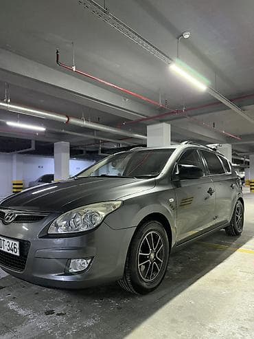 Продажа авто: Hyundai i30: 1.6 л | 2008 г. Универсал — 7