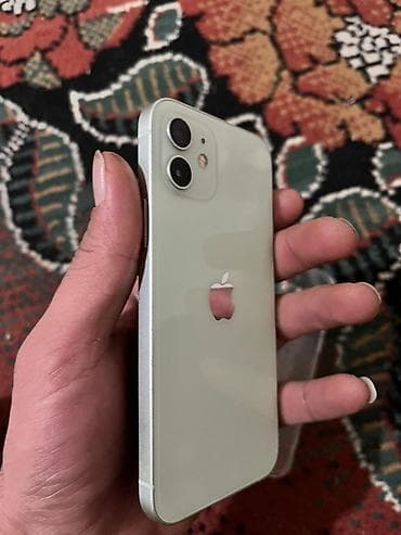 24 ekran tv: IPhone 12, Yaşıl, Face ID — 4