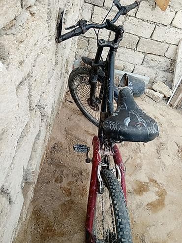 Спорт и отдых: Б/у Двухколесные Детский велосипед 26", скоростей: 16, Самовывоз — 4