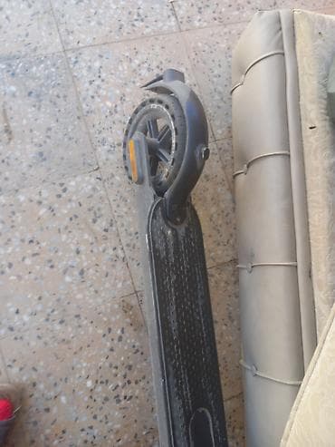 te 16: Xiaomi Mi Electric Scooter (M365 seriyası) - Marka/model: Xiaomi Mi — 8