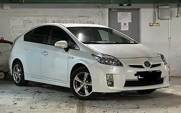plus toyota: Toyota Prius: 1.8 l | 2010 il Hetçbek — 3