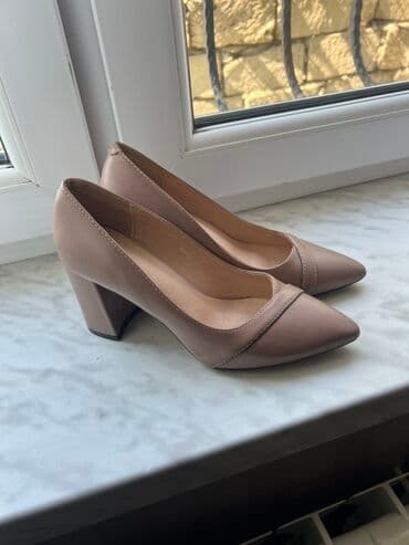 женские мокасины на шнурках: Размер: 37, цвет - Бежевый, Б/у — 5