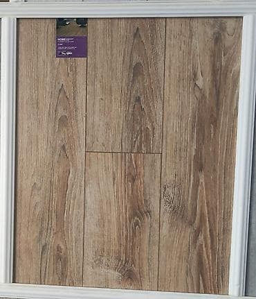 deko: Təbii ağac fakturasını əks etdirən laminat döşəmə paneli. - Rəng və — 1