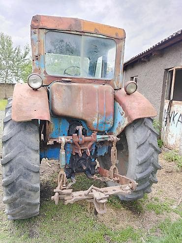 топаз авто: Minsk MTZ traktoru – arxa ötürücülü, kabinəli. - Rəng: mavi - — 3