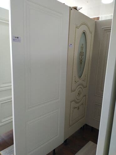 qapi mdf: Bu ağ rəngli qapı paneli müasir interyerlər üçün uyğundur. Panel — 1