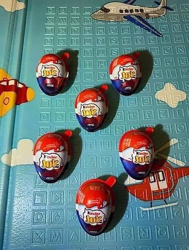 konfetlər: Kinder Joy STRANGER THİNGS şokolad yumurtaları Stokeda var — 4