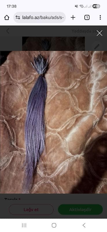 Tebii sacdi 50 qrama yaxin satilir . Qiymet 50 azn sondur