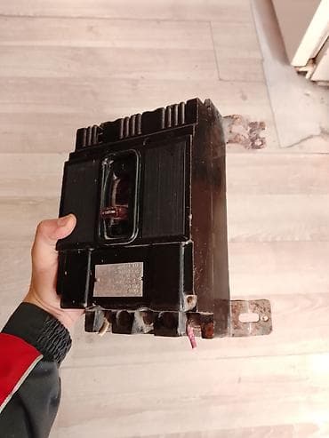 Sənaye tipli avtomatik açar (circuit breaker) - Model: N3… (lövhədə — 1