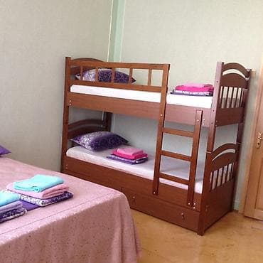 Oğlan və qız üçün, İşlənmiş, Çarpayı, Matrassız, Siyirməli, Taxta