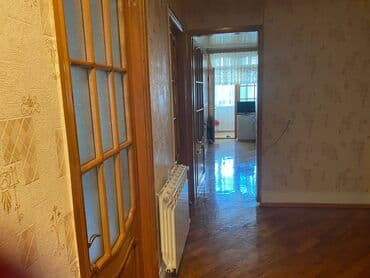 9 ci mikrorayon satilan evler: Bakı, 3 otaqlı, Köhnə tikili, m. Qara Qarayev, 82 kv. m — 5