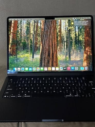 macbook 2020: Apple MacBook Air 13" – M4 çip, 16 GB yaddaş, 256 GB yaddaş sahəsi — 2