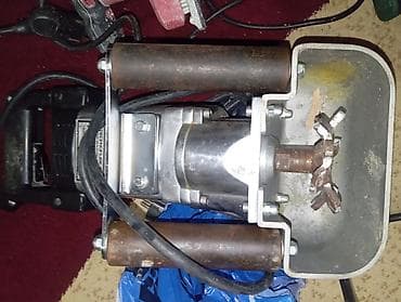 Ağac frezesi – Technolex SA, 220 V - Güc mənbəyi: 220 V şəbəkə -