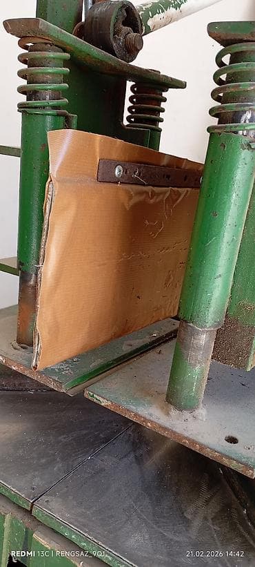 Ручные механические инструменты: PVC Payka Dezgahi işlək veziyyətdədi . Alan yoxlayib goturecey — 4