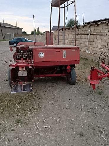 14 lük diski: Kənd təsərrüfatı üçün pres yığan (saman/yonca balyalama) maşını - — 1