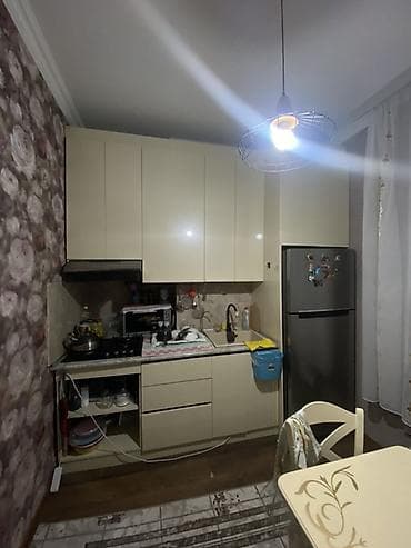 dekor soba: Mənzilin daxili dəhliz və eyvan görüntüləri. Aşağıdakı xüsusiyyətlər — 8