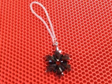 Asılqan "svarovski" bundan başqa hər növ avtomobi̇l aksessuarlarinin