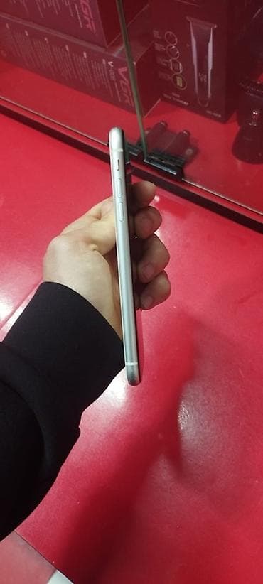 iphone se 2: IPhone 11, Ağ — 3