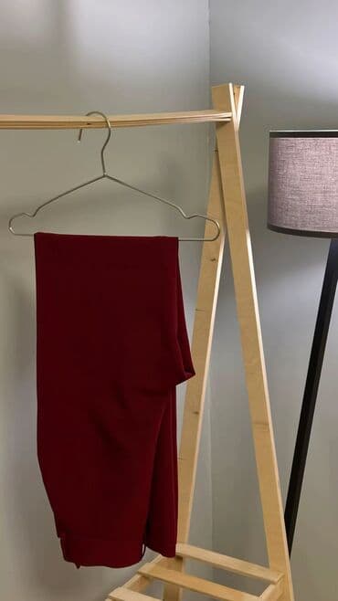 Информатика: Geyimlərin hər biri yaxşı vəziyyətdədir və çox az geyinilib — 7