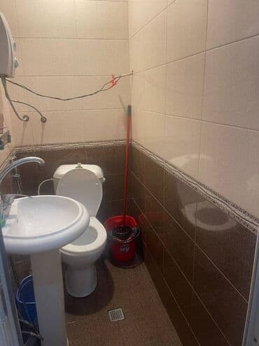 nerimanovda obyekt satilir: Nizami metrosununa yaxın 45 kv. 0byekt ofis maqaza salon plestesn — 12