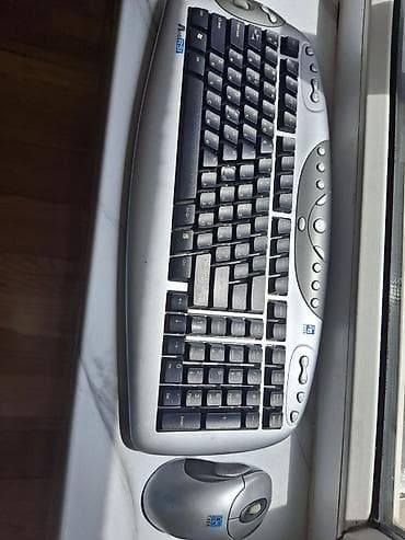 işlenmiş notebooklar: A4Tech simsiz klaviatura və siçan dəsti - Brend/model: A4Tech — 2