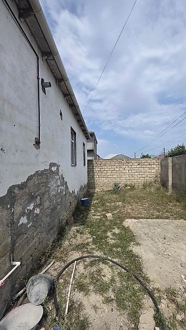 heyet evi kreditle: 3 otaqlı, 90 kv. m, Təmirsiz — 4