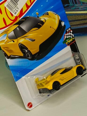 oyuncaq robot: Rare models hotwheels — 9