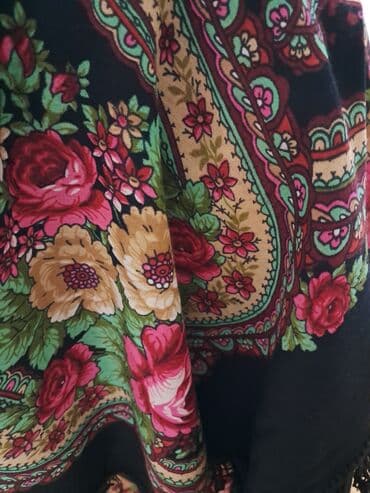 elif hicab instagram: Məhsul: Naxışlı kəlağayı/şal - Ölçü: təxminən kvadrat forma, böyük — 3