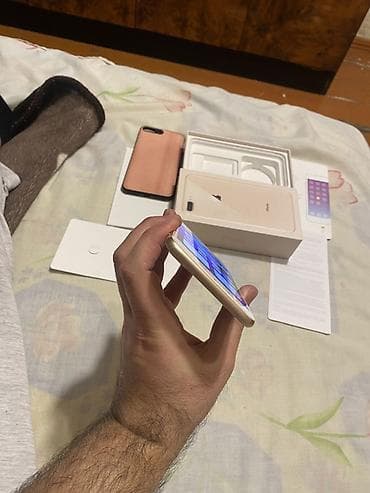 Компьютеры, ноутбуки и планшеты: IPhone 8 Plus, 64 ГБ, Золотой, С документами — 8