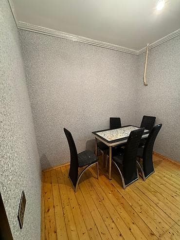 vasmoyda kiraye ev: Bakixanovda serfeli qiymete doqum evinin yaxinliqinda 1/5 mertebesinde — 8