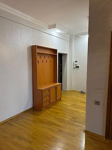 ucuz evler sabuncu: Bakı, 3 otaqlı, Köhnə tikili, m. Memar Əcəmi, 125 kv. m — 8