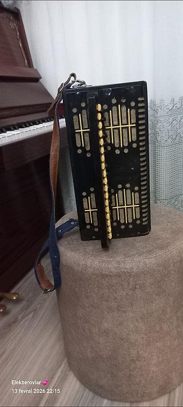 Kitablar və jurnallar: Qarmon, İşlənmiş, Ünvandan götürmə, Ödənişli çatdırılma, Rayonlara çatdırılma — 4