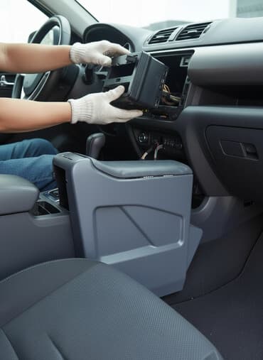 07 salonu: Qoltuqaltılar — 1