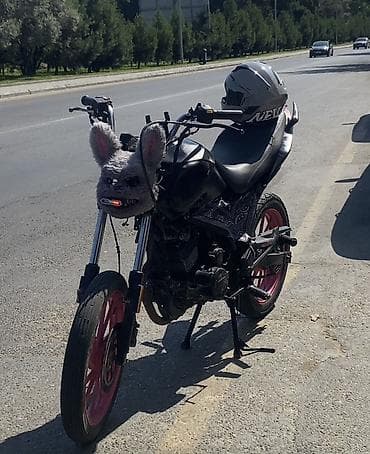 mini canqan: Mototseklet – küçə/naked tərzi, fərdi tüninq - Güclü tək silindrli — 1