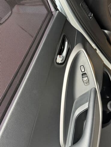 фольксваген бензин: Hyundai Santa Fe – gümüş rəngli şəhər/krossover SUV Xüsusiyyətlər və — 16