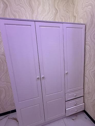 Dolab 130 AZN təcili bu gün evdən çıxmalıdır. 2 söyməsi çətin açılır lalafo.az -da Dolab 130 AZN təcili bu gün evdən çıxmalıdır. 2 söyməsi çətin açılır
