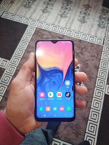 ıphone 11 ıkıncı el: Samsung Galaxy A10, 32 GB, rəng - Qara, İki sim kartlı — 1