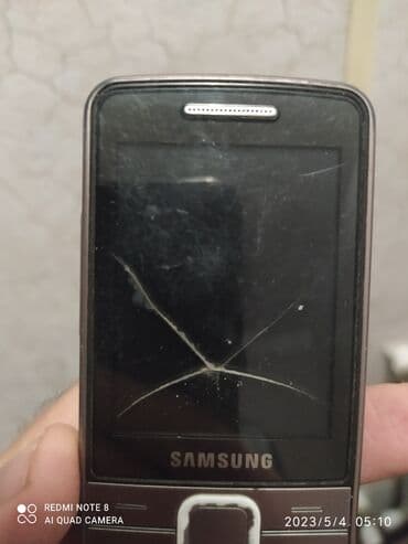 memory kart: Samsung telefondur.Mohkəm telefondur .Saz vəziyyətdədir.Sadəcə ekranin — 1