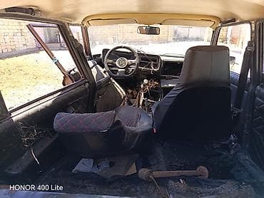 07 satsi: VAZ 2107 sedan – ehtiyat hissələri üçün - Kuzov: tünd bordo rəng, 4 — 9