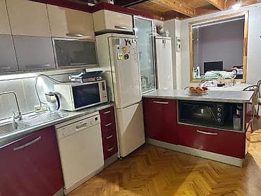 cen bak: Kuxna mebeli. Yaxşı vəziyyətdədi. Bir tək problemi qapısının — 1