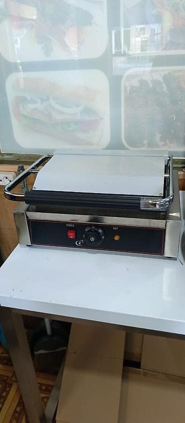 kabab: Profes­sional fast-food avadanlıqları paketi Tərkib: - Elektrik dönər — 5