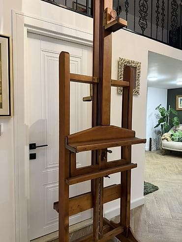 mini drel satilir: Taxta rəssam molberti - Material: möhkəm təbii ağac - Tip: studiya — 2