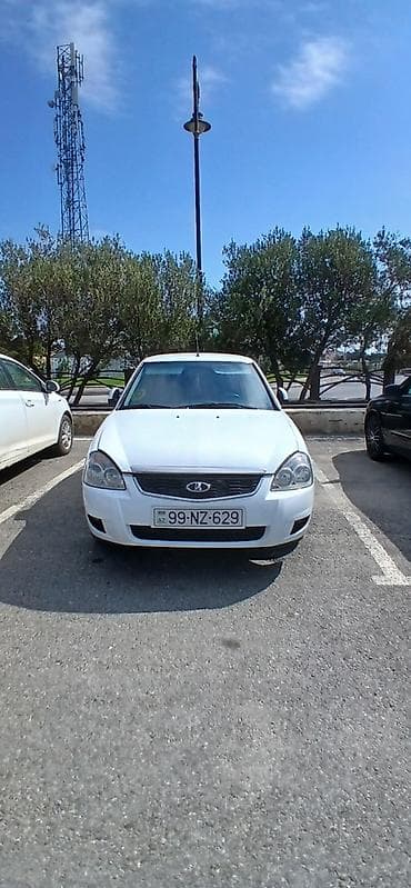 avto satis: VAZ (LADA) Priora: 1.6 l | 2018 il 181450 km Sedan — 2