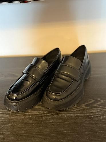 nabuk parca: Zara loafer, 38 razmer ( 39a rahat olur) — 2