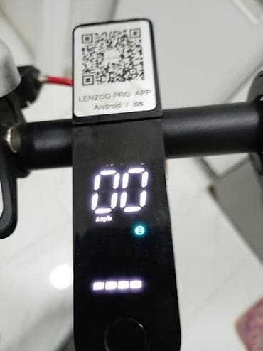 Elektrik nəqliyyatı: Çox az işlənib kontakt home dan alınıb ekranında cuzi prablem var fso — 2