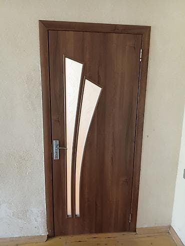 İşlənmiş Otaq qapısı 90x200 sm Şəbəkə ilə, Ünvandan götürmə